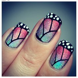 Unha decorada com borboleta