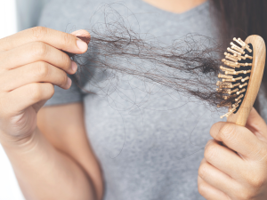 Evite fazer isso no cabelo