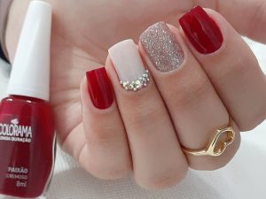 Nail Arts com unhas CURTAS mulheres com mais de 50 anos - 2