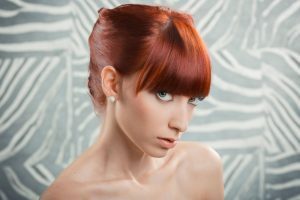 Passo a Passo de como cortar a franja sozinha e ter um resultado de salão