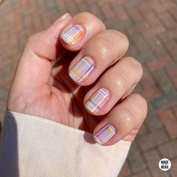 Unhas Xadrez colorida