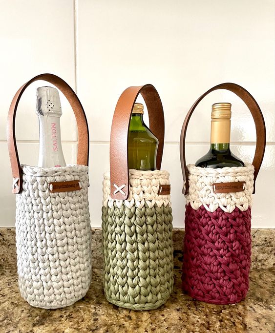 Porta Vinho Crochê Criativo