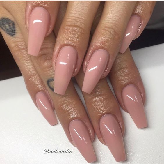 esmalte de cor areia