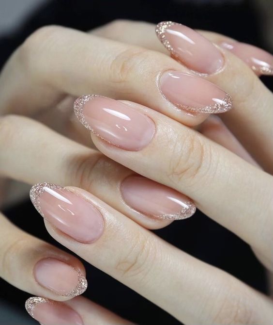 unha francesinha com glitter