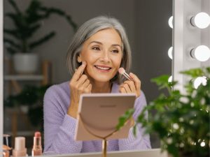 Dicas de Maquiagem para Mulheres de 60 Anos