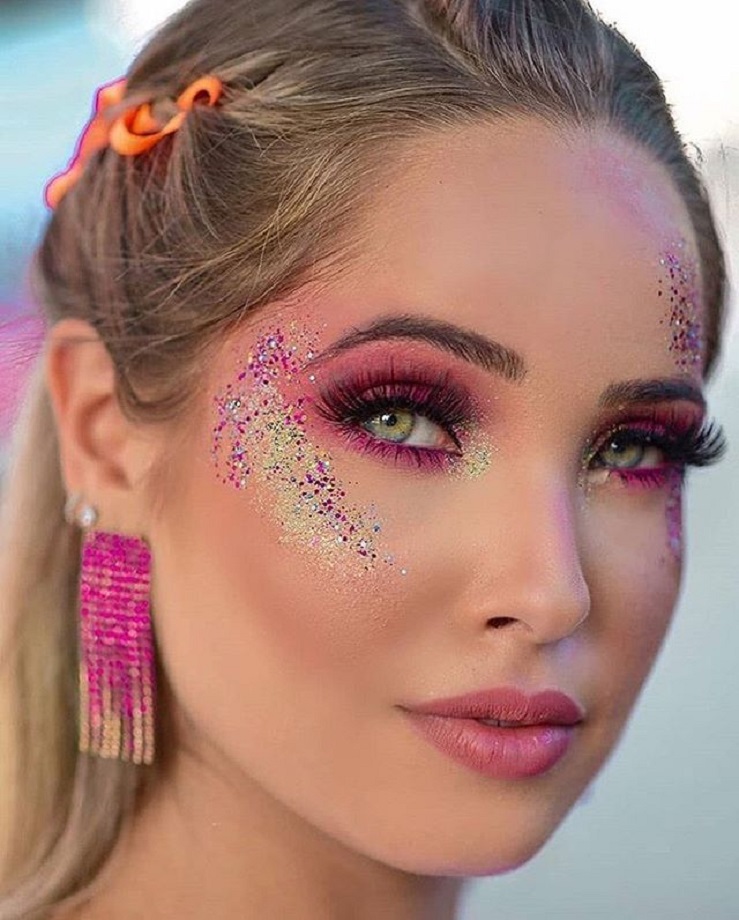 maquiagem simples de carnaval com glitter
