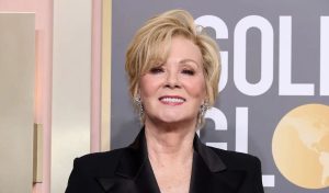 pixie alongado cortes de cabelo curto para idosas