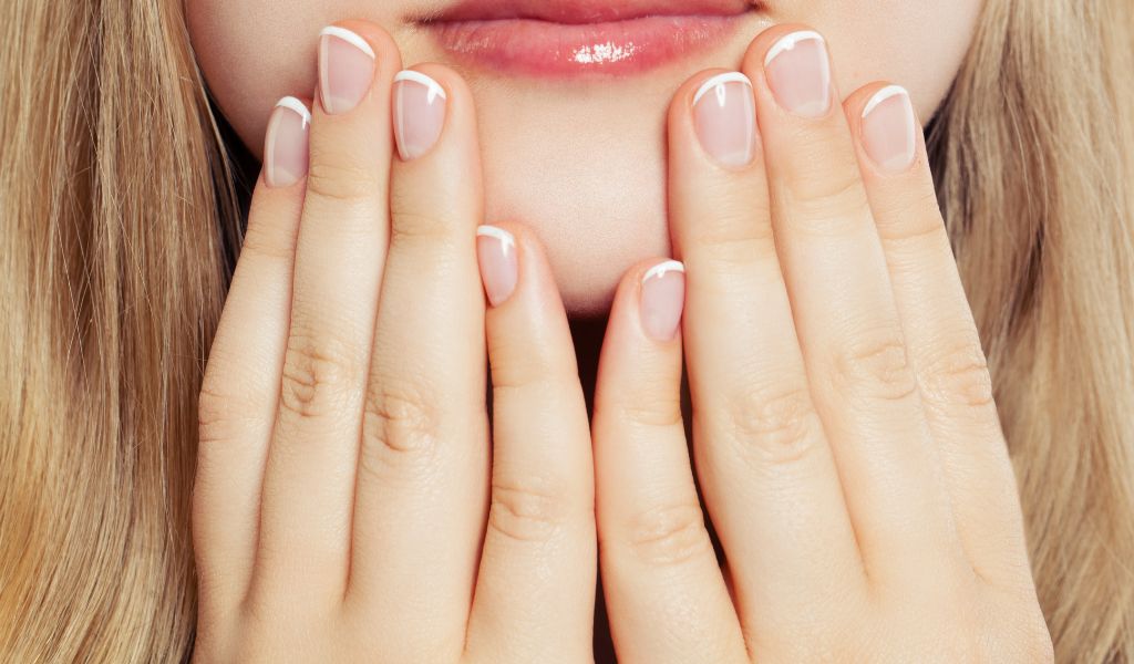 unhas francesinha em casa