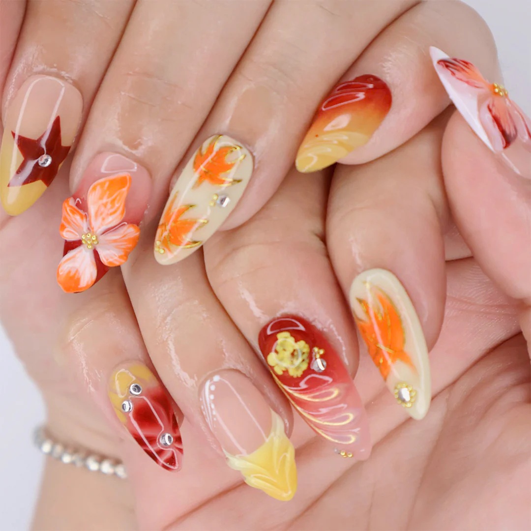 unhas com design artístico com volume e brilho