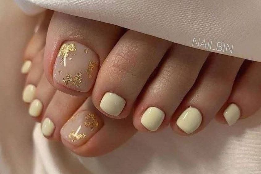 Tons patéis com folha de ouro